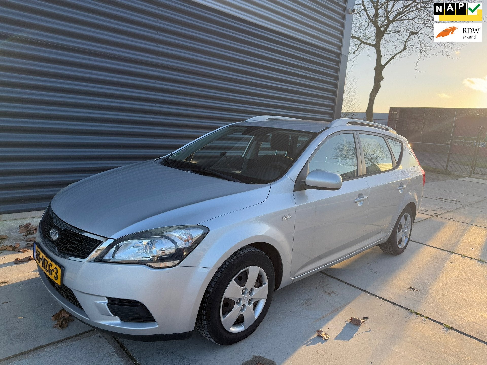 Kia Cee'd 1.4 CVVT X-tra Airco Bj:2011 NAP!, Auto's, Voorwielaandrijving, Euro 5, Gebruikt, 4 cilinders