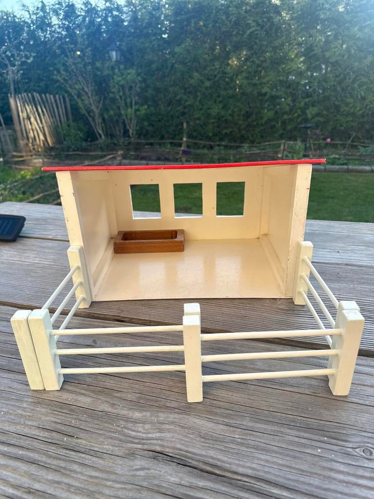 Houten boerderij stal, Kinderen en Baby's, Speelgoed | Houten speelgoed, Ophalen of Verzenden, Gebruikt, Overige typen
