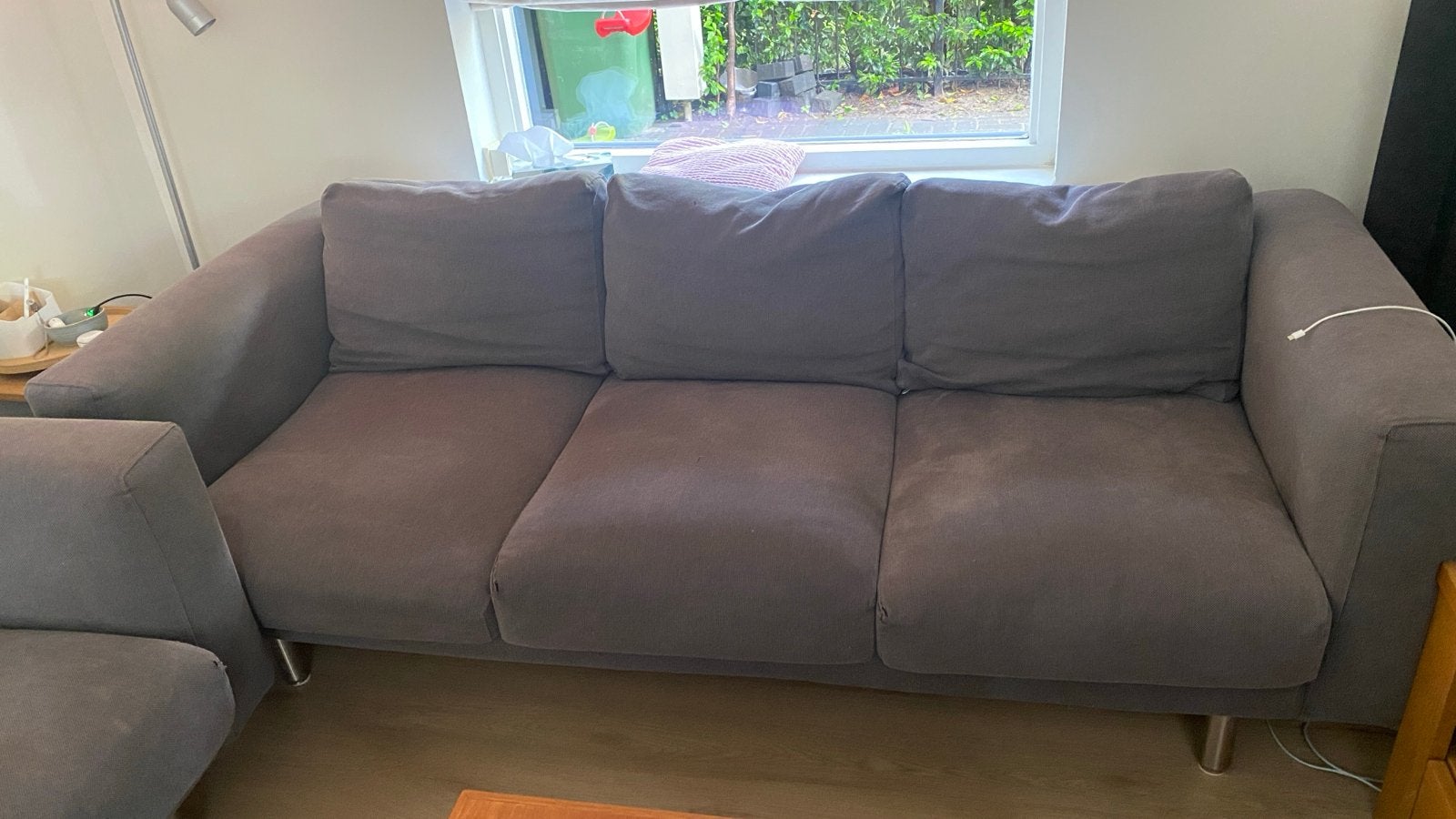 Comfortabele grijze ikea driezitsbank gratis, Huis en Inrichting, Banken | Bankstellen, Ophalen, Gebruikt, Driepersoons, 75 tot 100 cm