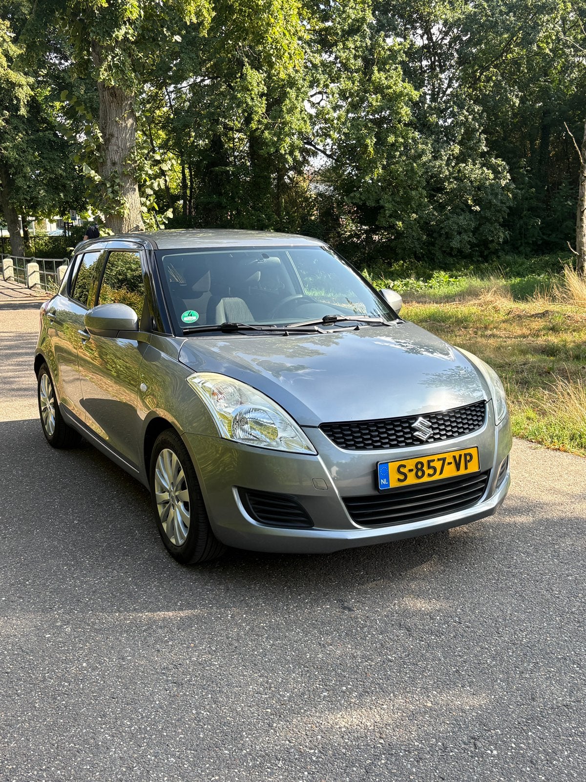 Suzuki Swift 1.2 – Cruise control – Airco – Carplay, Voorwielaandrijving, Euro 5, Stof, Zwart