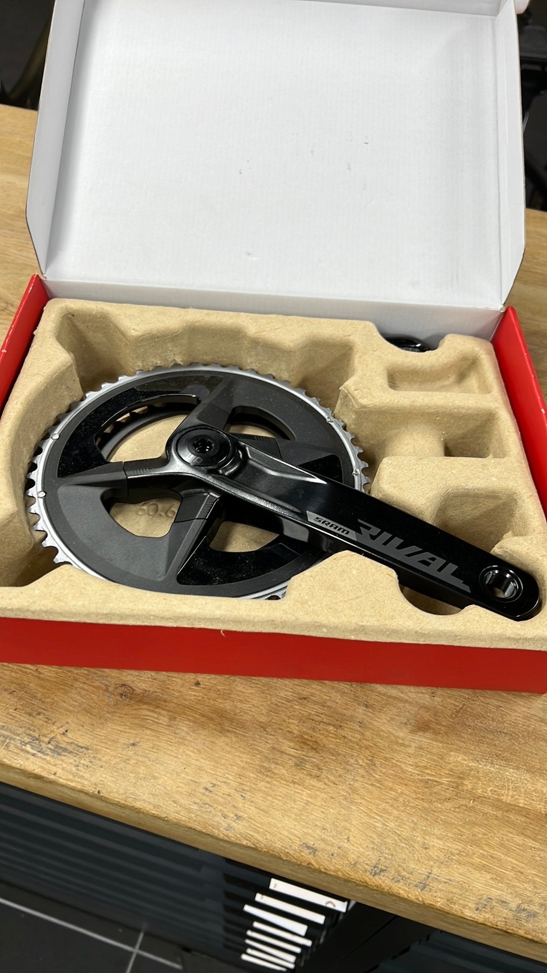 Sram rival DUB crankstel nieuw, Fietsen en Brommers, Crankstel of Pedalen, Nieuw, Ophalen of Verzenden, Gravelbike