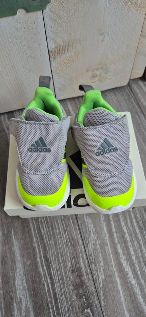 Adidas babyschoenen maat 22 - Grijs/Neon Groen, Adidas, Sportschoenen, Ophalen of Verzenden, Zo goed als nieuw