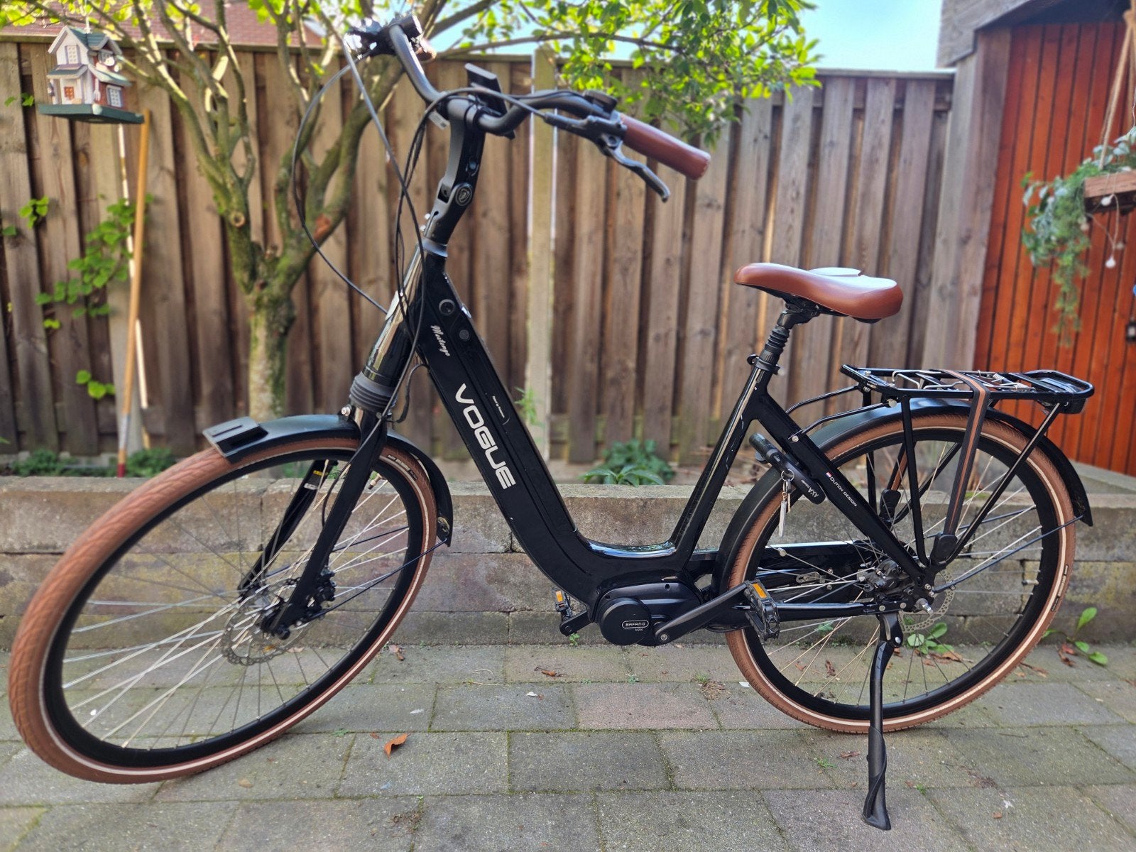 Vogue Mestengo electrische fiets met middenmotor, 1295KM, Zo goed als nieuw, 51 tot 55 cm, 50 km per accu of meer, Ophalen