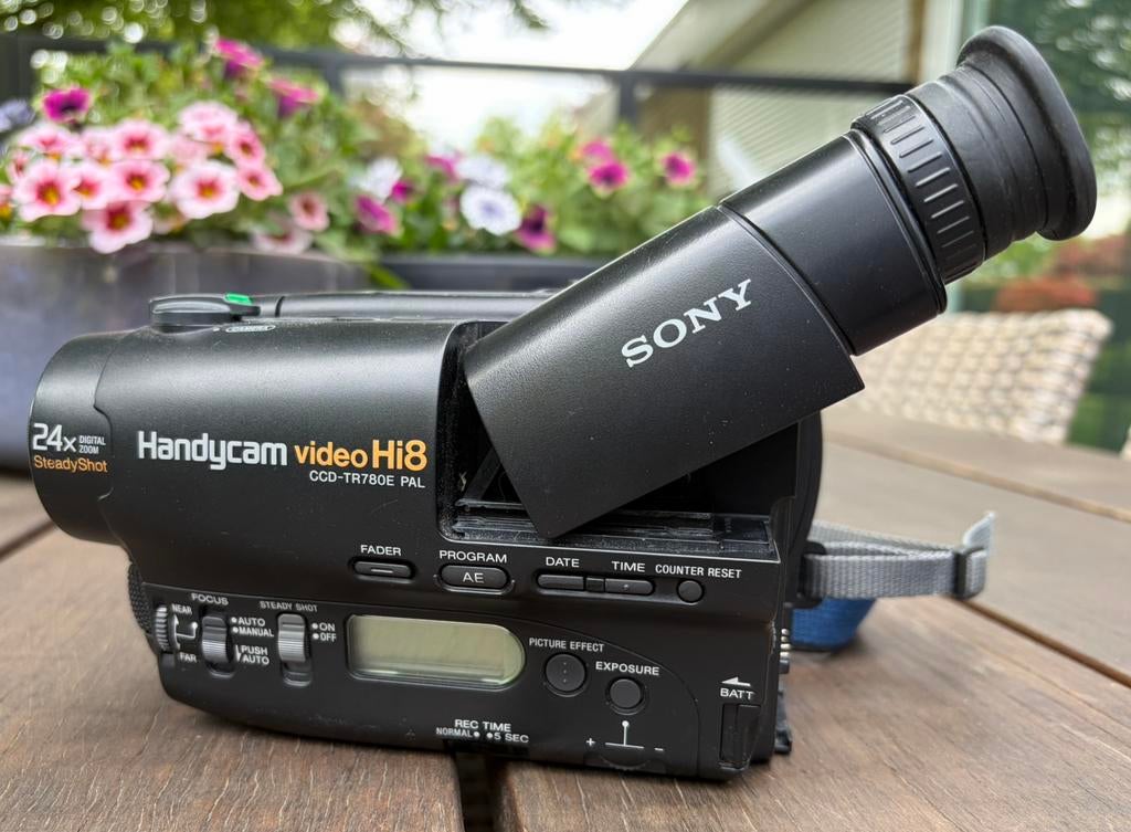 Sony Handycam Video8/Hi8, Ophalen of Verzenden, Hi 8, Camera
