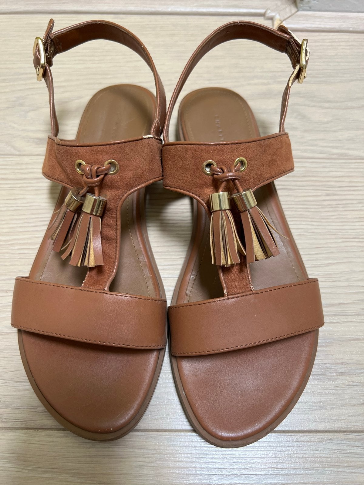 Charles & Keith Bruine Sandalen Maat 38, Bruin, Gedragen, Sandalen of Muiltjes, Ophalen of Verzenden