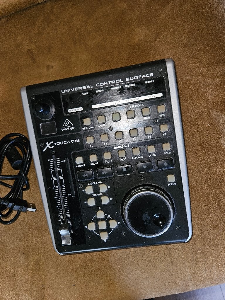 Behringer X-Touch One Universal Control Surface, Ophalen, Gebruikt, Minder dan 5 kanalen