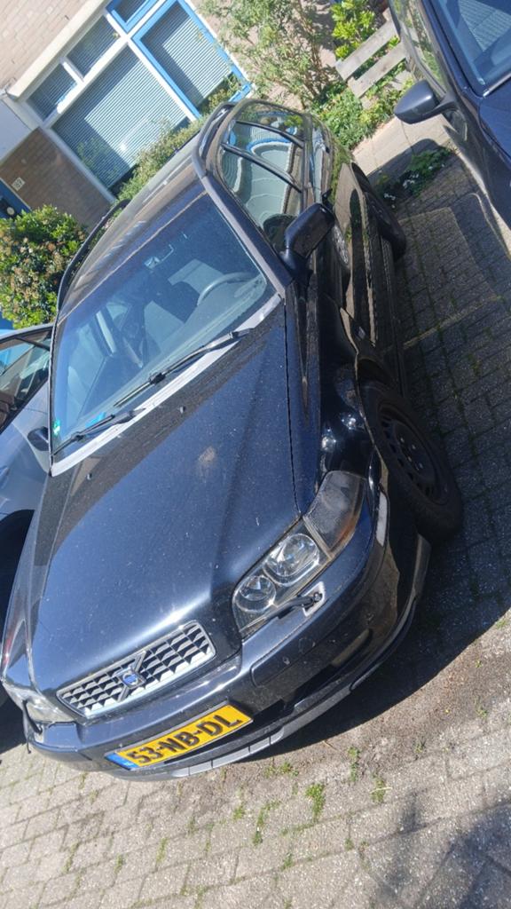Volvo V40 2.0 T 2003 Zwart, 4 cilinders, Stationwagon, Handgeschakeld, Particulier