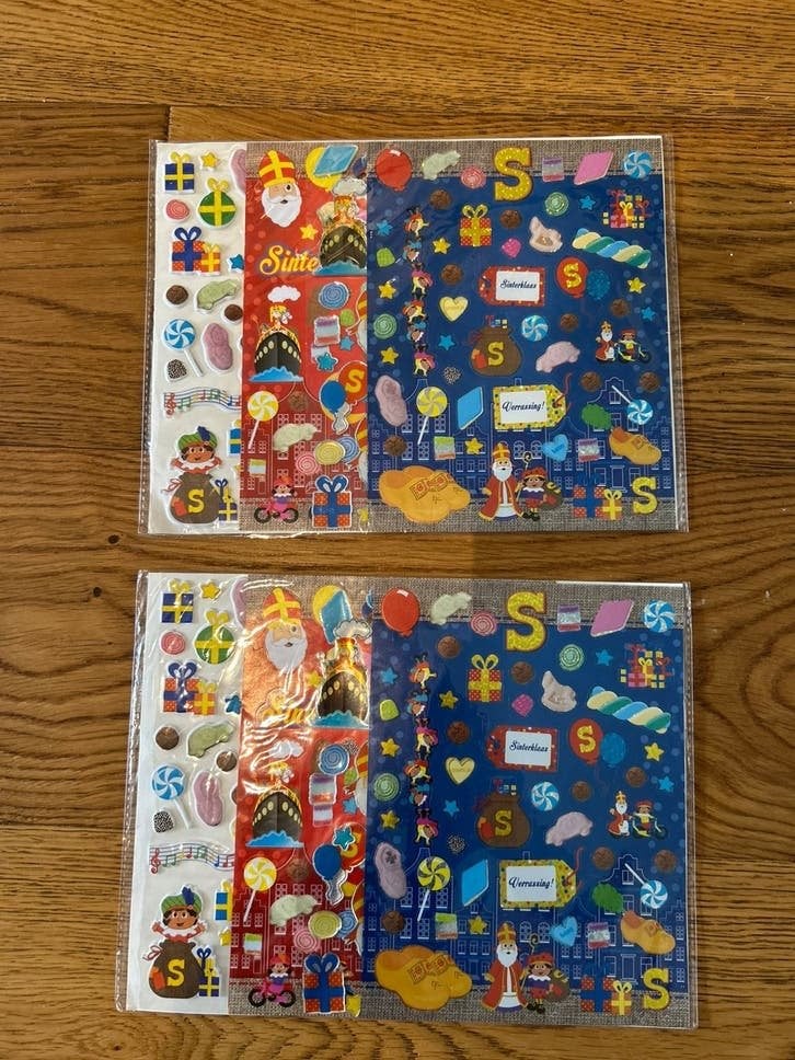 Sinterklaasstickers nieuw twee pakketjes, Ophalen of Verzenden, Nieuw, Meerdere stickers