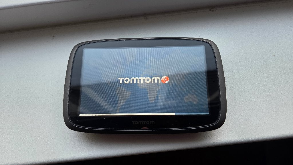 TomTom GO 5000 met Lifetime Maps & Traffic + 16GB SD, Ophalen of Verzenden, Gebruikt