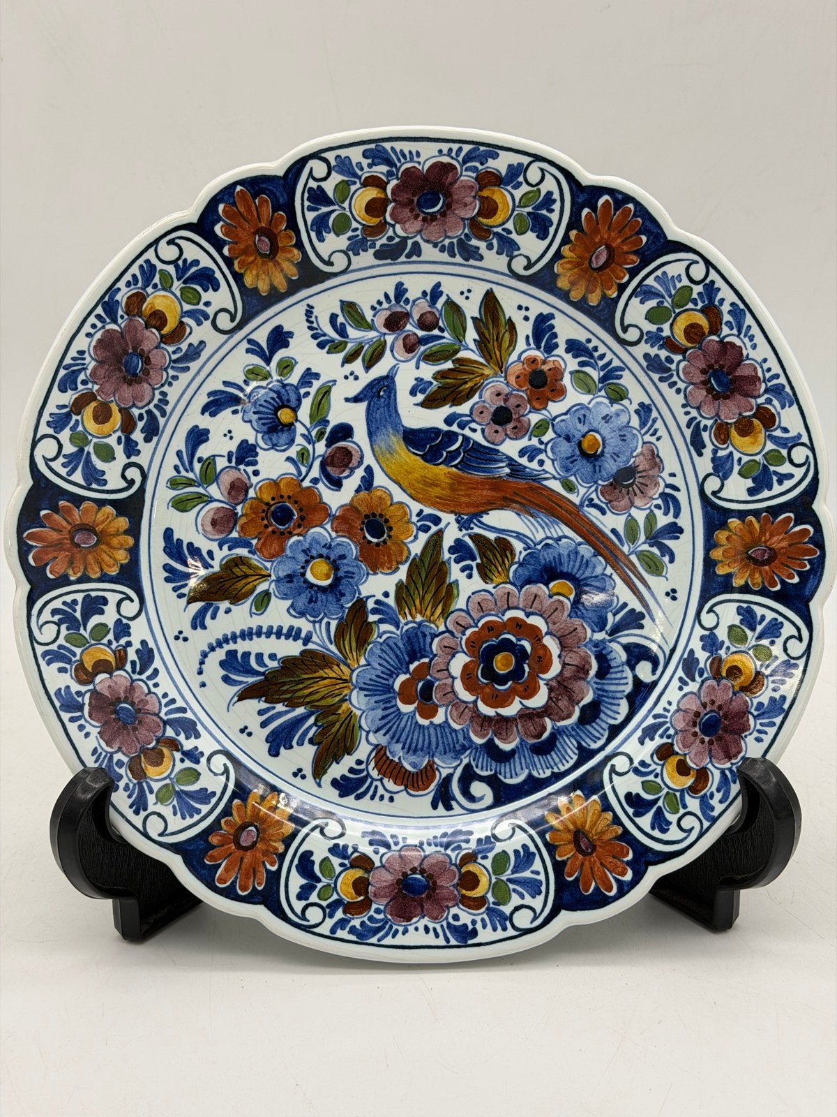Delfts Aardewerk Polychrome Schotel - De Drie Klokken, Antiek en Kunst, Ophalen of Verzenden
