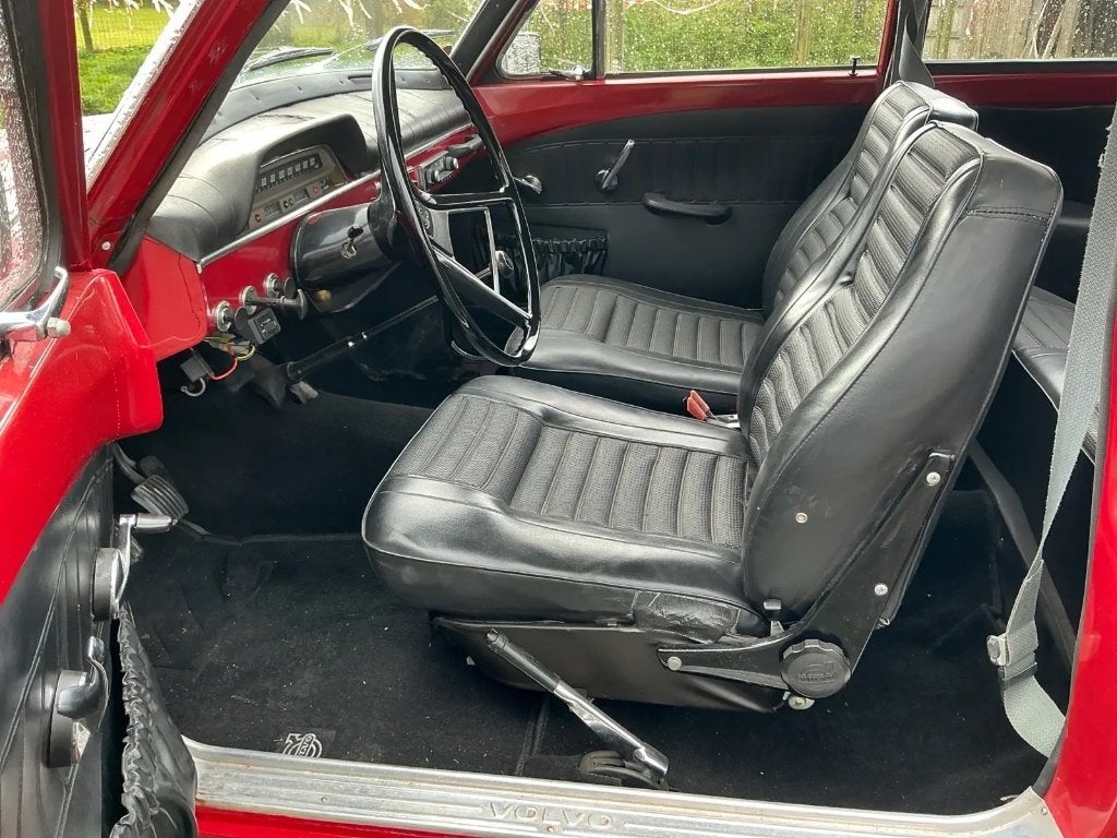 Mooie Volvo Amazon in goede staat LPG en trekhaak, foto 2