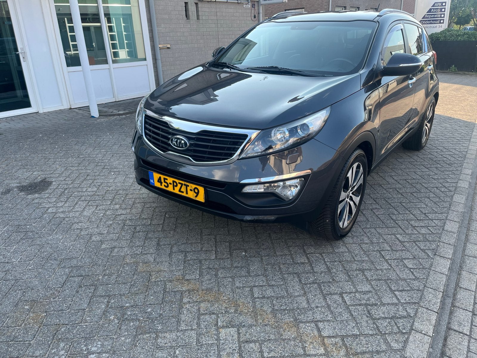 Kia Sportage 2.0 Cvvt 2WD AUT 2011 Grijs, Auto's, Kia, Particulier, Sportage, Benzine, D, SUV of Terreinwagen, Automaat, Origineel Nederlands