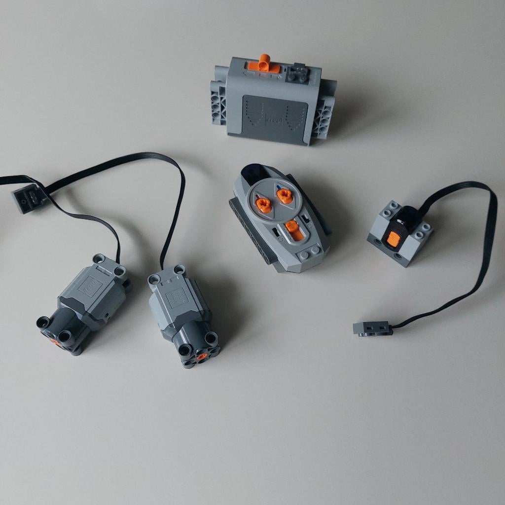 technic Lego motorset 5-delig, Lego, Ophalen of Verzenden, Zo goed als nieuw, Technic