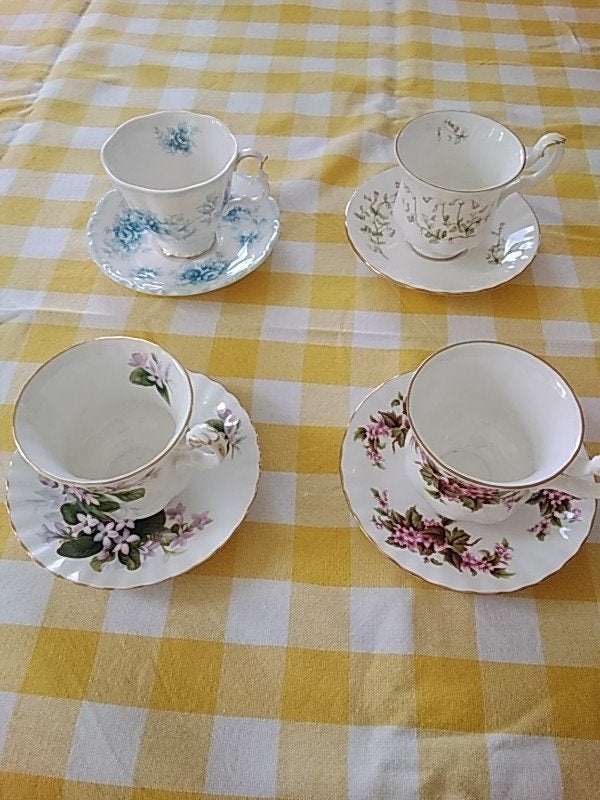 Royal Albert, kop en schotels., Verzamelen, Ophalen of Verzenden