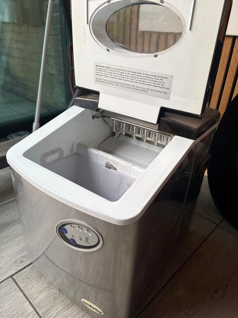 Comfortice IJsblokjesmachine - Compact en Efficiënt, Ophalen of Verzenden, Zo goed als nieuw