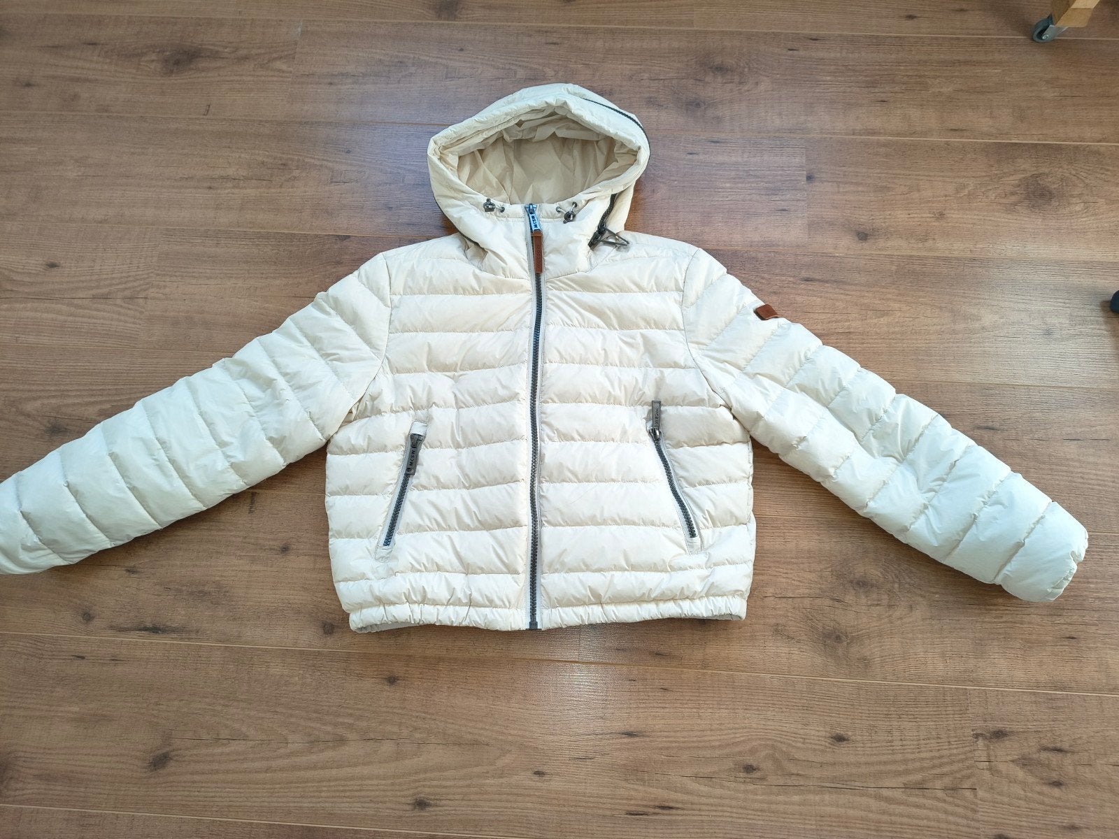 MCSW donsjas Glenda - Maat M - Nieuw met kaartjes, Maat 38/40 (M), Verzenden, Beige, Nieuw