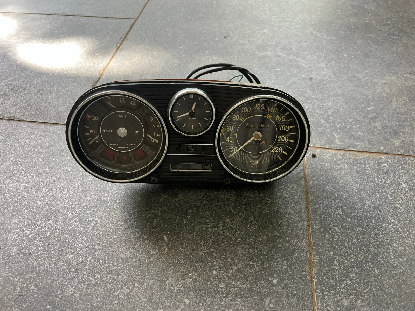 Tellerunit Mercedes-Benz W114 W115 - origineel VDO, Ophalen of Verzenden, Gebruikt, Mercedes-Benz