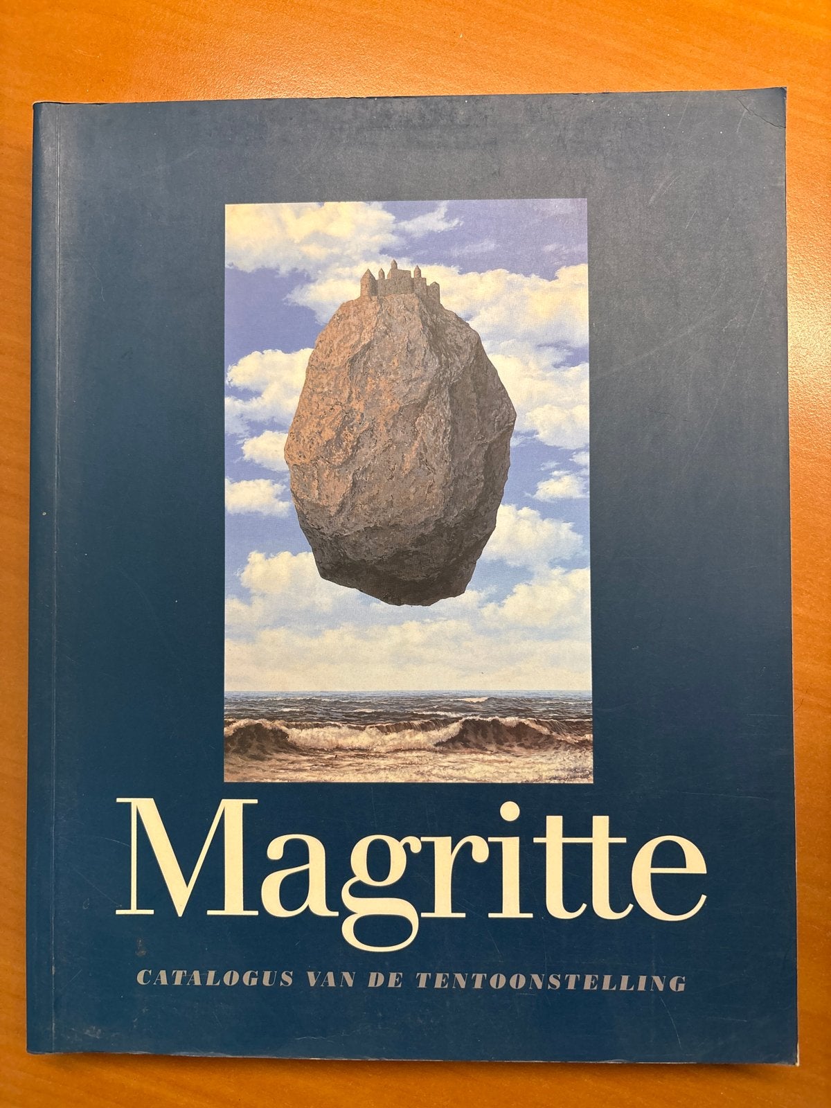 Magritte: Catalogus van de Tentoonstelling, Ophalen of Verzenden, Gelezen, Schilder- en Tekenkunst