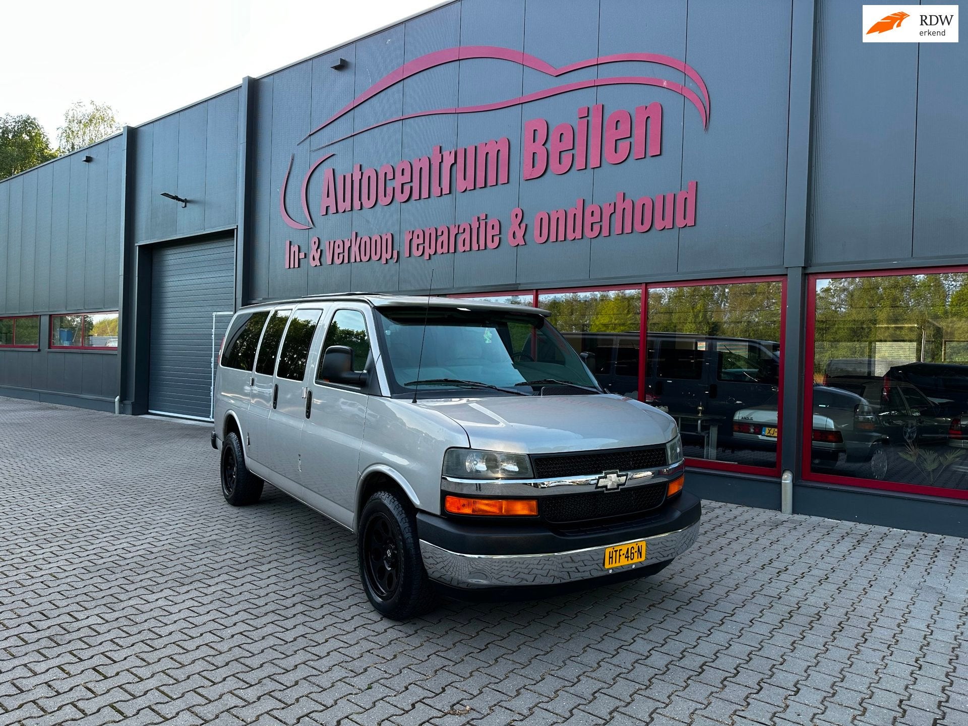 Chevrolet EXPRESS CAMPER / LPG-G3 / AUTOMAAT / TREKHAAK /, Caravans en Kamperen, Campers, Bedrijf, LPG, Airbags, Overige merken