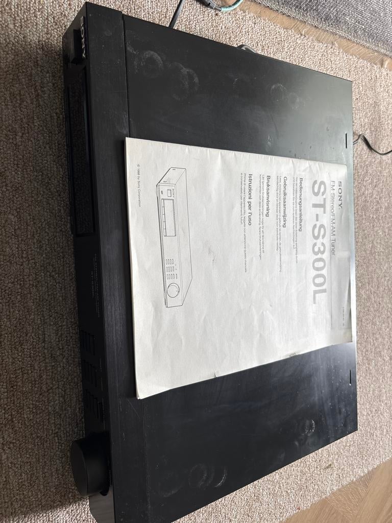 Sony ST-S300L FM Stereo/FM-AM Tuner met handleiding, Ophalen of Verzenden, Zo goed als nieuw