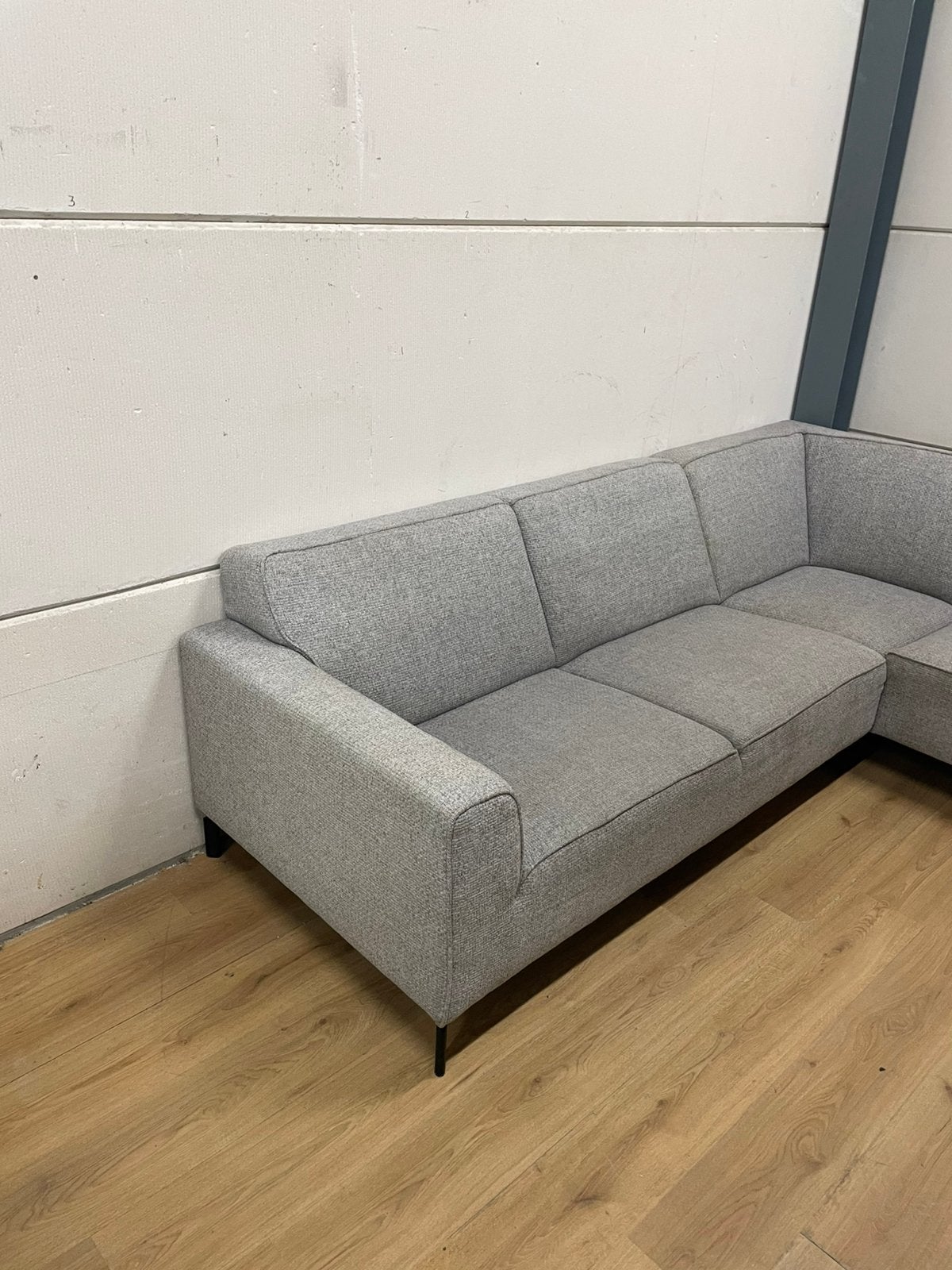 Mooie luxe moderne licht grijze hoekbank - GEREINIGD!!!, Ophalen, 250 tot 300 cm, Luxe, Hoekbank