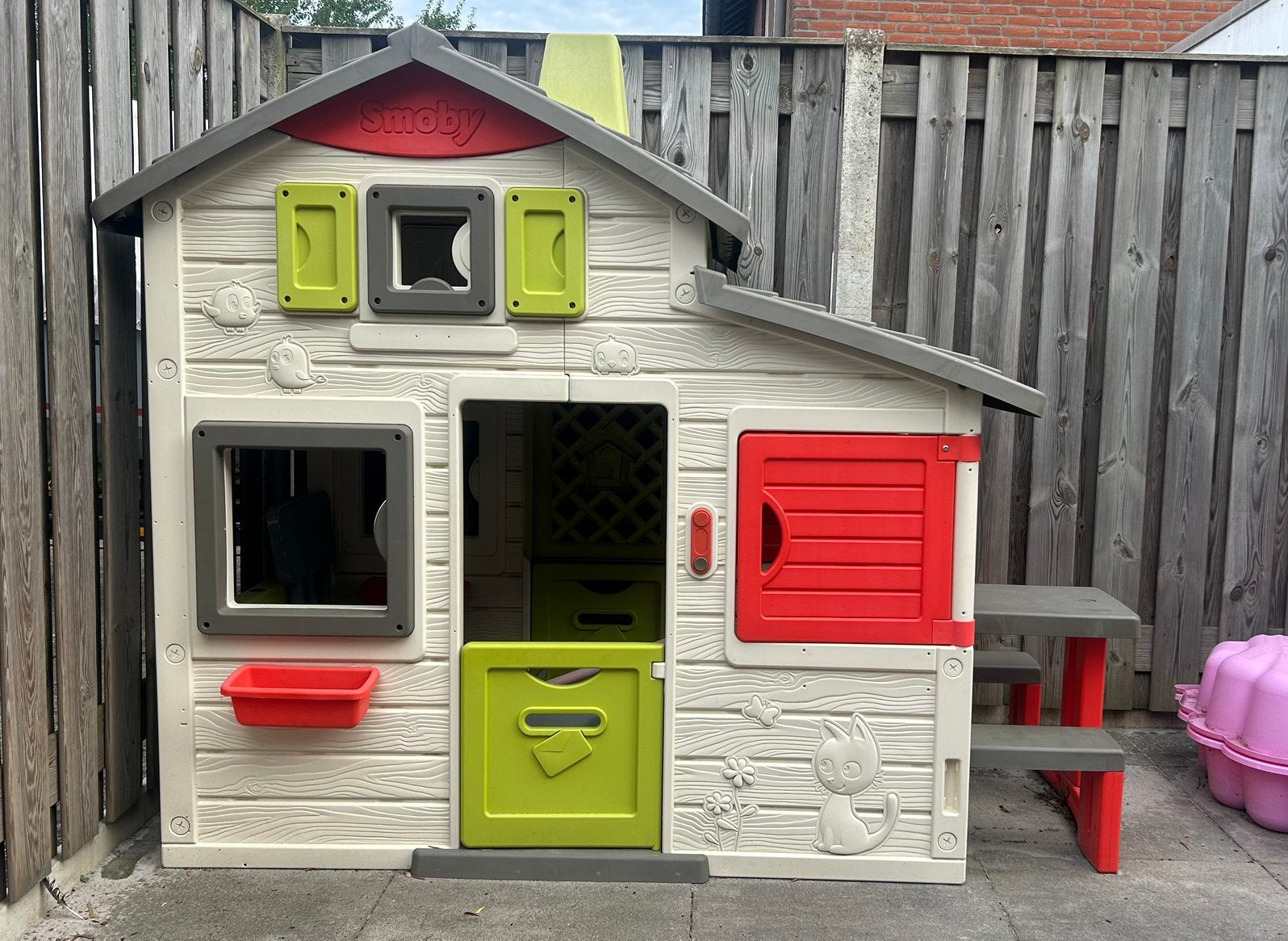 Smoby speelhuis met picknick bankje, Ophalen, Zo goed als nieuw, Kunststof