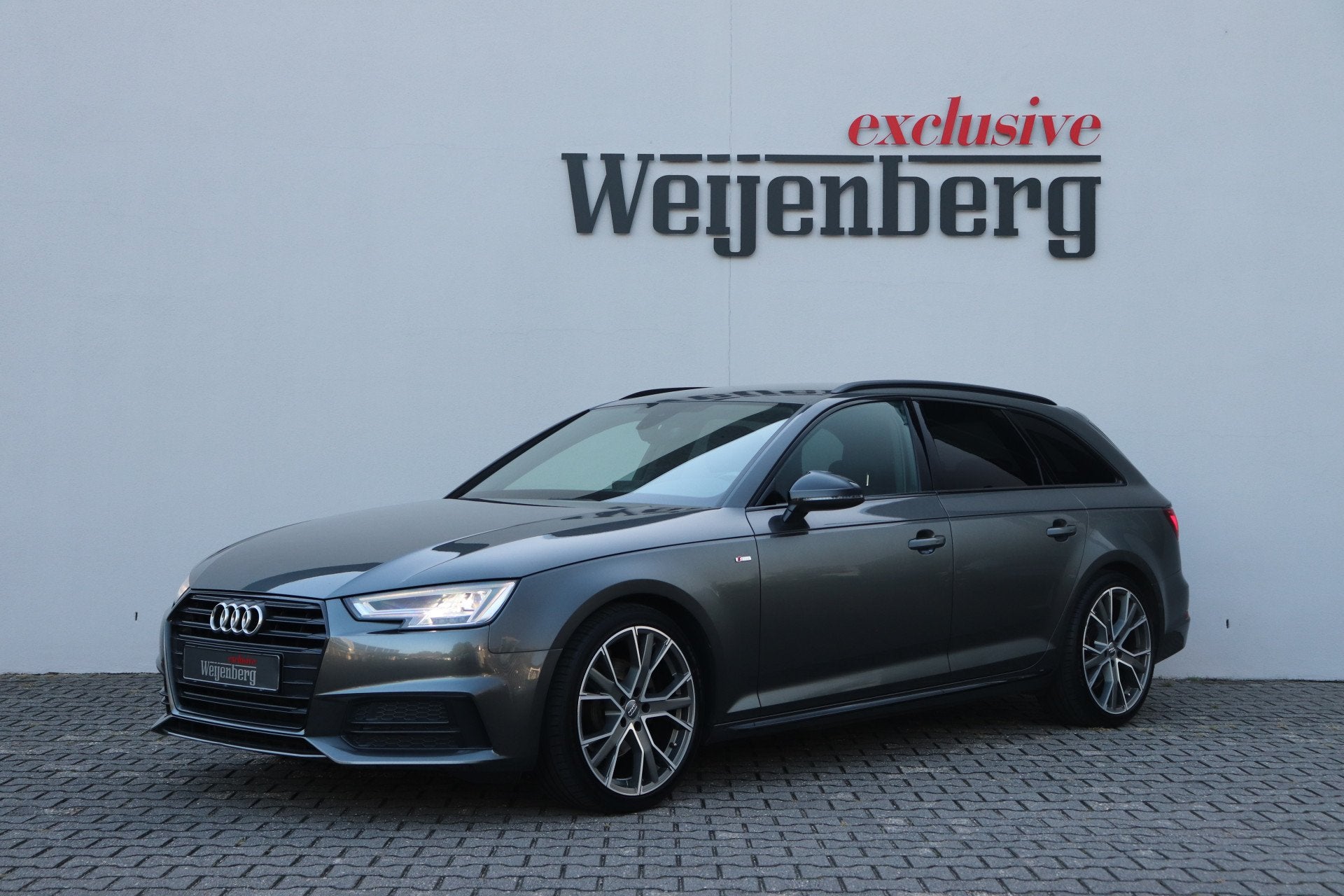 Audi A4 Avant 1.4 TFSI Sport (2x) S-line Black Edition Leder, Auto's, 12 maanden, Gebruikt, 4 cilinders, A4