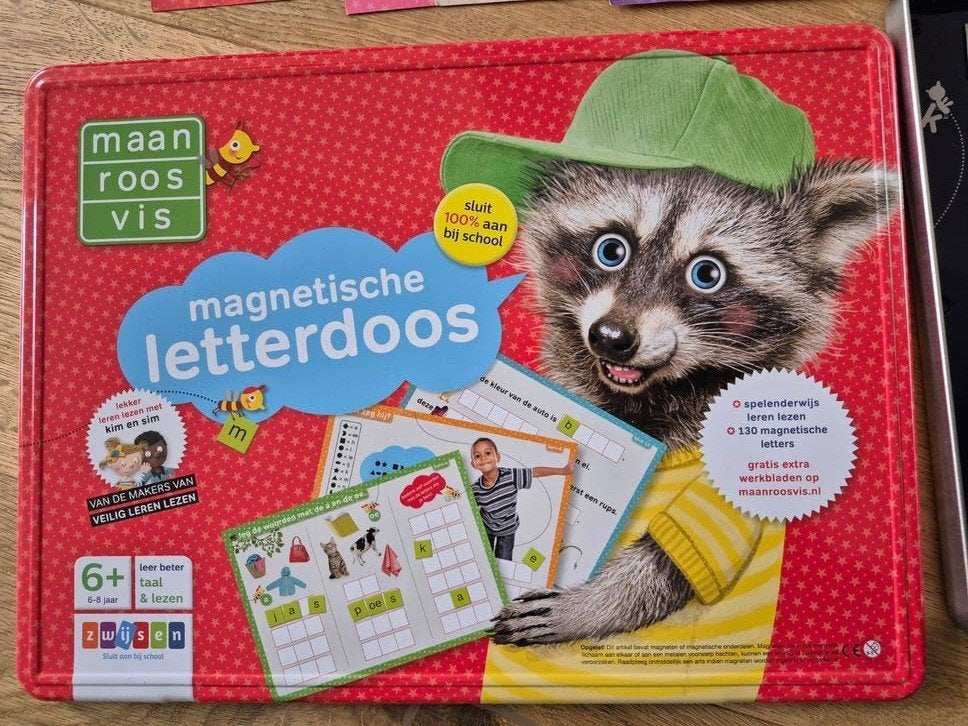 Maan Roos Vis Magnetische Letterdoos - Leren Lezen, Ophalen of Verzenden, Gebruikt, Taal en Lezen