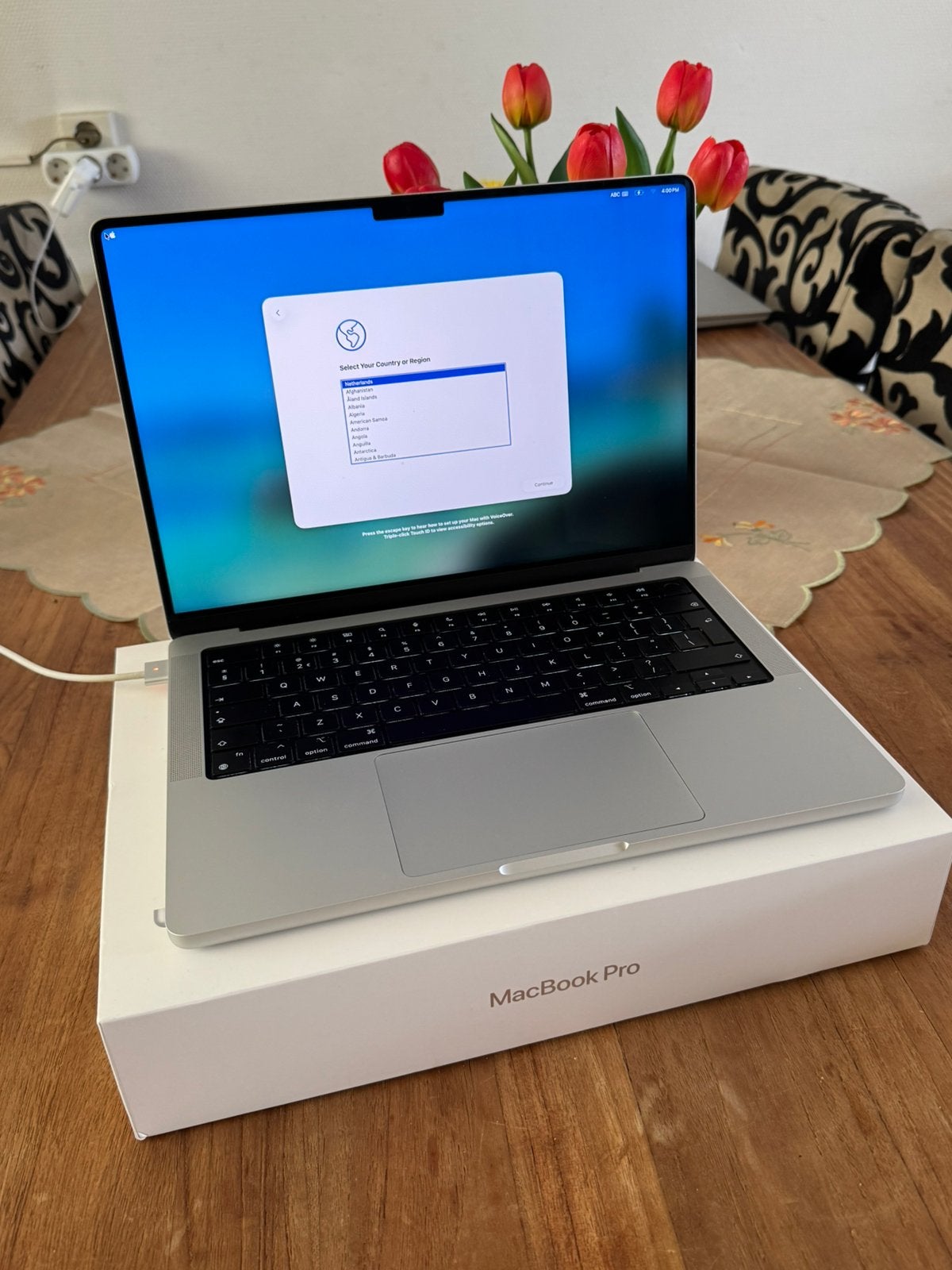 MacBook Pro 14” (2021) M1 Pro, 16 GB, 512 GB – defect, Computers en Software, Apple Macbooks, Ophalen of Verzenden, Zo goed als nieuw