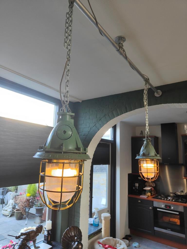 Industriële mijnlampen (Bully lampen) inc ophang, Ophalen, Glas