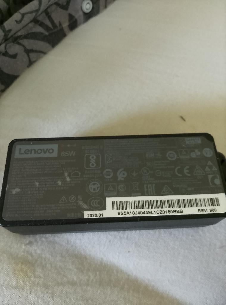 Lenovo 65W AC Adapter, Computers en Software, Laptop-opladers, Ophalen of Verzenden, Zo goed als nieuw, Lenovo