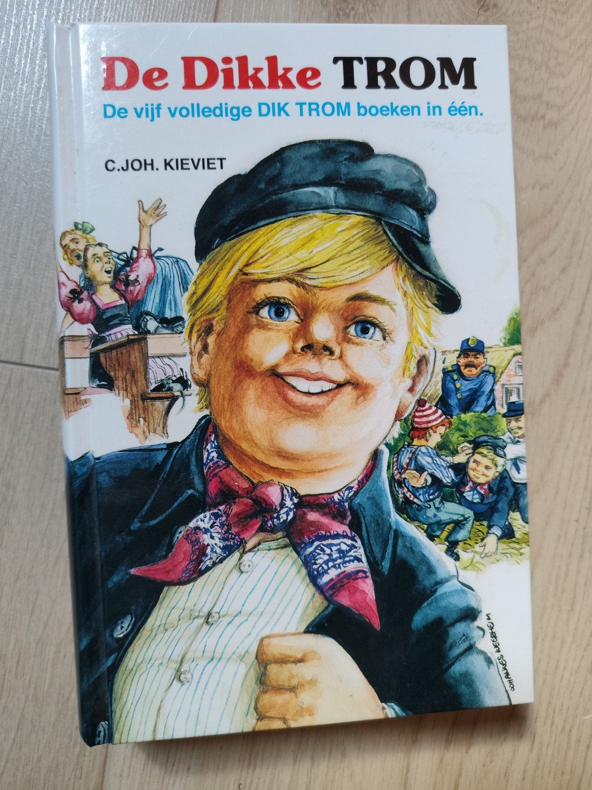 De Dikke Trom - 5 volledige boeken in één, Ophalen of Verzenden, Zo goed als nieuw, C.Joh. Kieviet