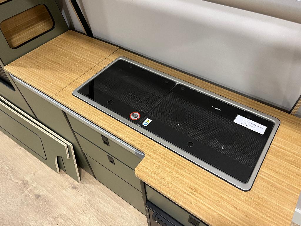 Meubelset keuken VW Transporter T5/T6 Army Green met bamboe, Ophalen, Hoefakker 3, Veen, Info@termeercampers.nl, Nieuw