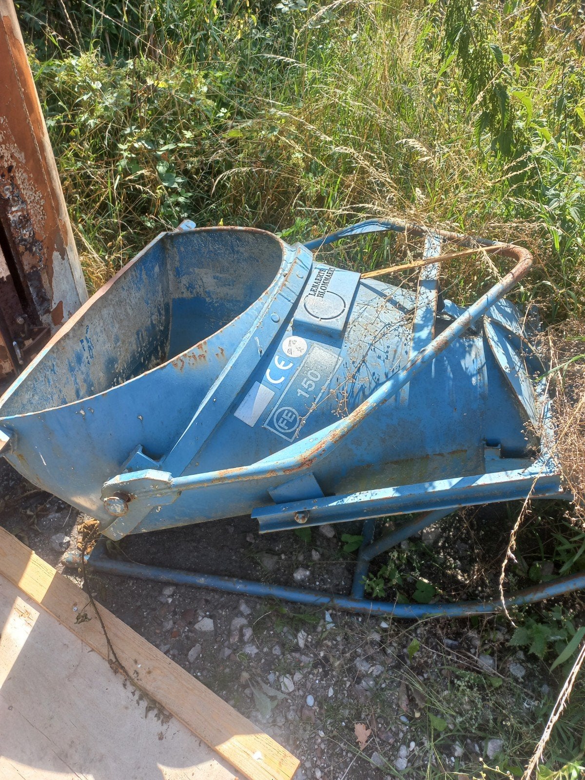 Betonkubel 150 liter kubel, Ophalen of Verzenden, Gebruikt