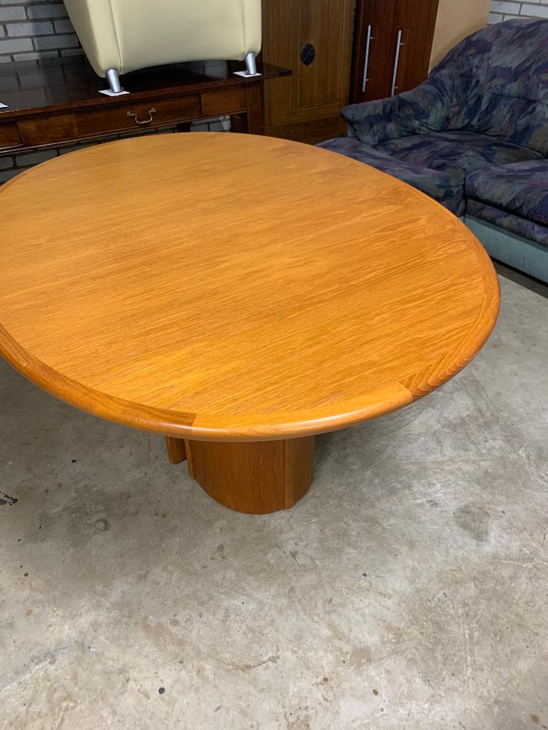 Design tafel skovby Denemarken, Huis en Inrichting, Tafels | Eettafels, Ophalen, Gebruikt, Vier personen, Rechthoekig