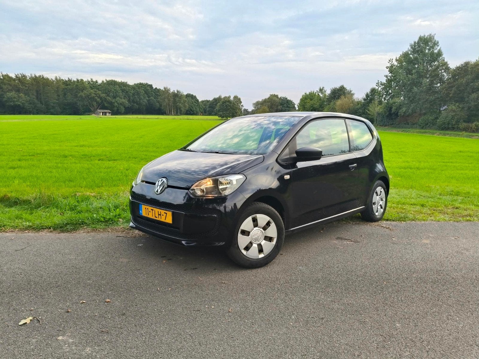 Volkswagen up! 1.0 44KW 2012 Zwart, Auto's, Voorwielaandrijving, Up!, 4 stoelen, Zwart