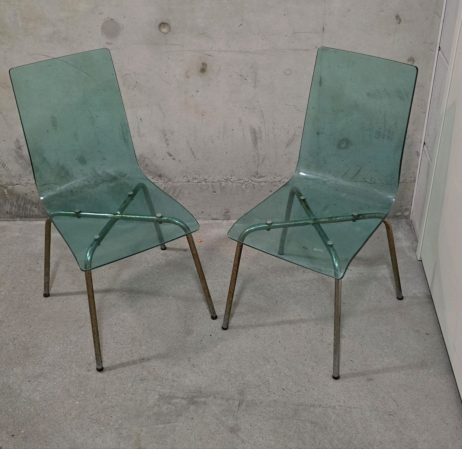 A vintage child’s chairs by Habitat, Huis en Inrichting, Ophalen, Kunststof, Gebruikt, Twee