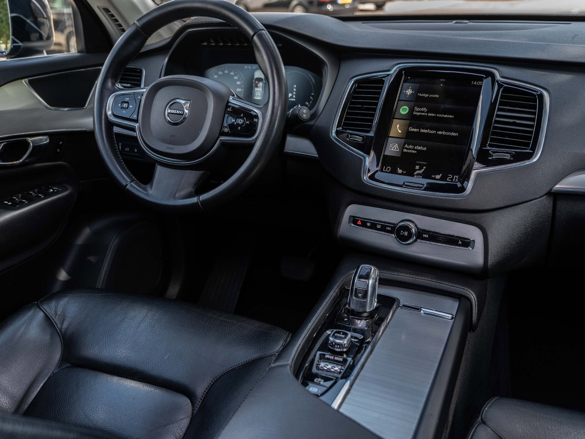 Volvo XC90 2.0 T8 Twin Engine AWD | 7 PERS | PANORAMA | 360, Auto's, Dealer onderhouden, Gebruikt, 1969 cc, 7 stoelen