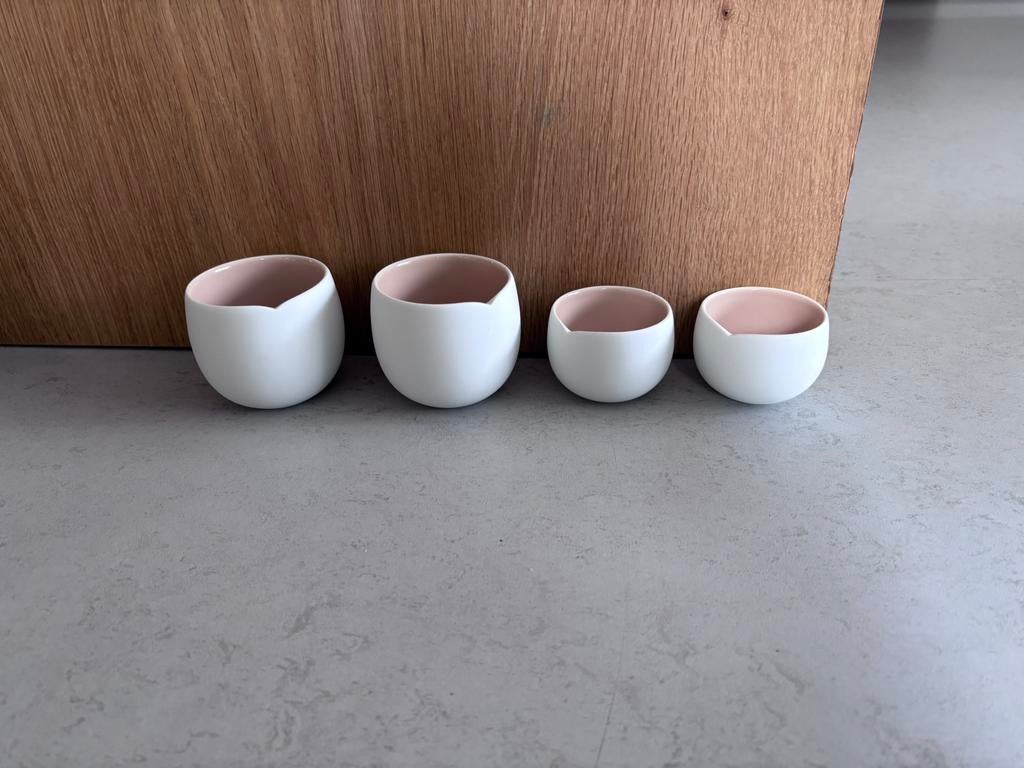 Nespresso kopjes - alleen de kleine!, Keramiek, Ophalen of Verzenden, Zo goed als nieuw, Overige stijlen