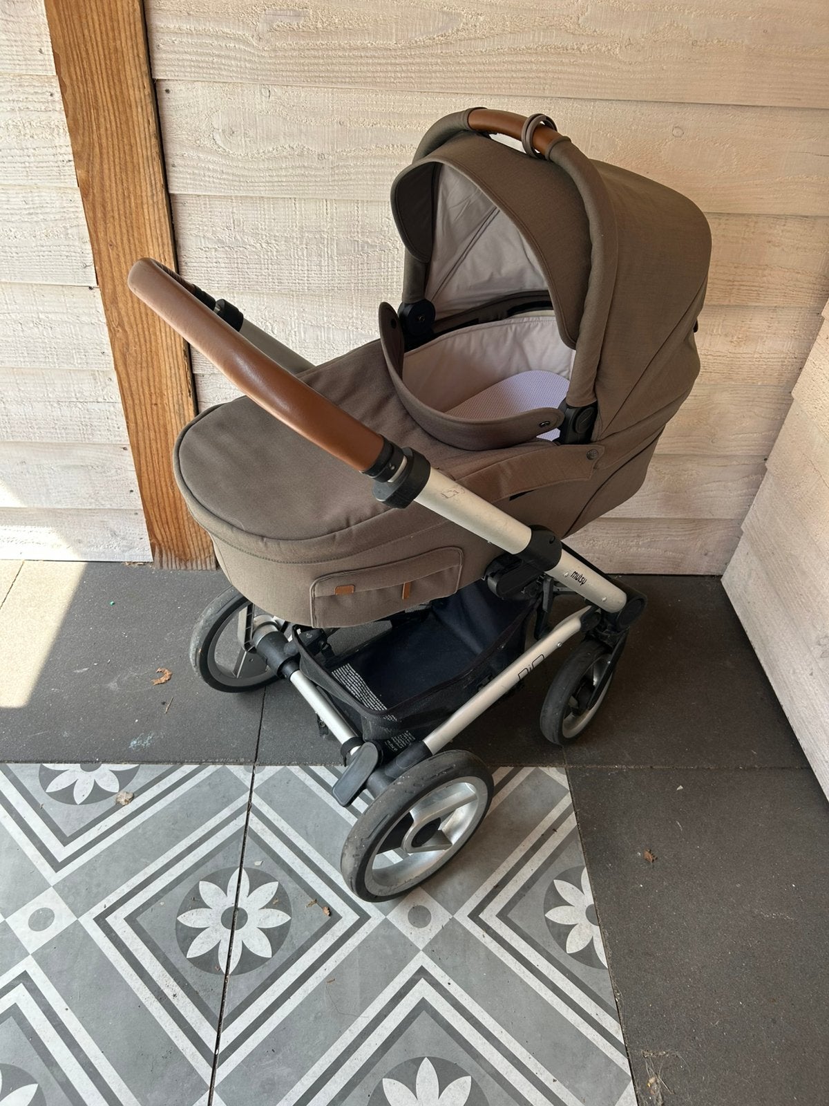 Mutsy Nio, Kinderen en Baby's, Kinderwagens en Combinaties, Ophalen, Zo goed als nieuw, Mutsy