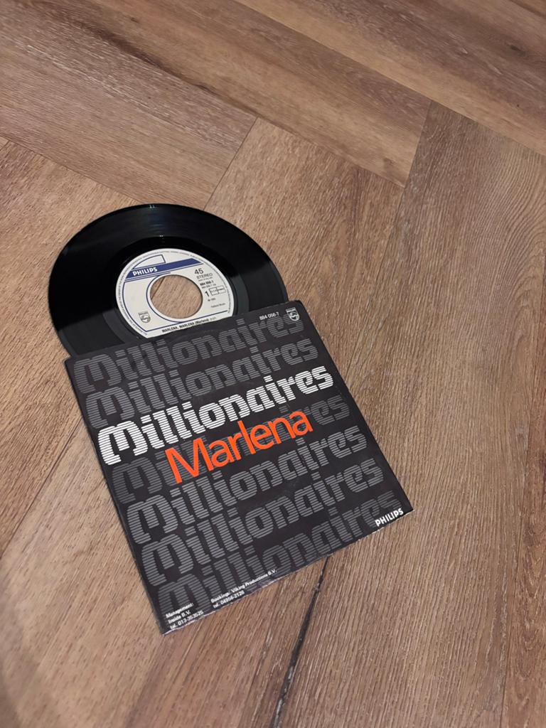 Millionaires - Marlena (Philips Single 7 inch), Fotohoes, Ophalen of Verzenden, Gebruikt, Pop