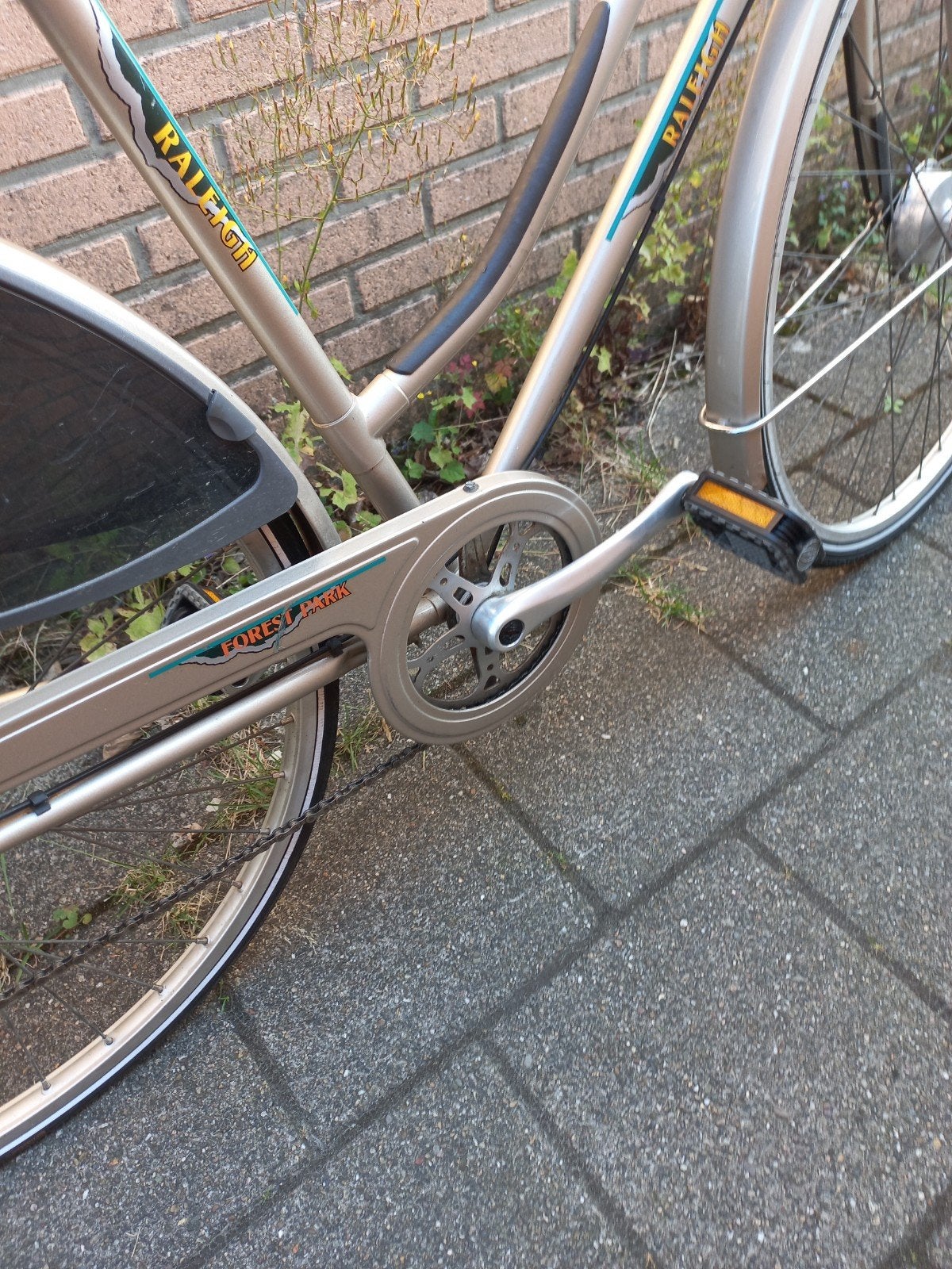 Raleigh fiets met 6 versnellingen en nieuwe onderdelen, Ophalen of Verzenden