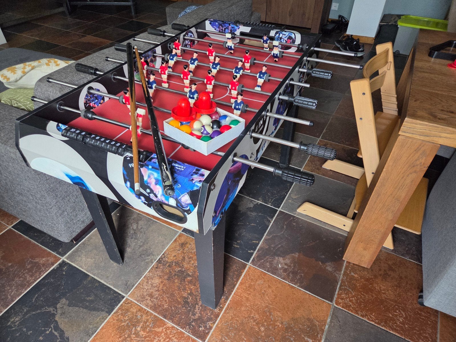 4 in 1 speeltafel (voetbal, biljard, hockey en pingpong), Kinderen en Baby's, Speelgoed | Voetbaltafels, Ophalen, Gebruikt