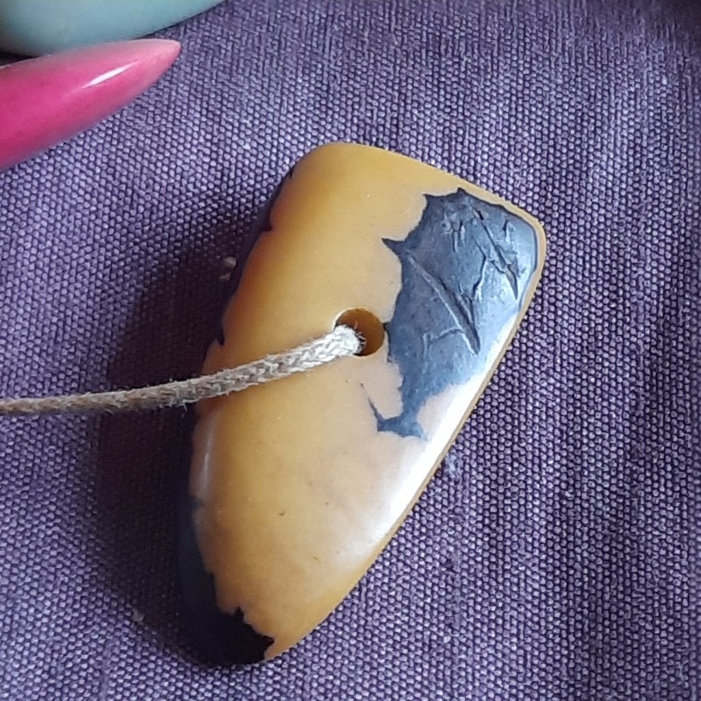 Bijzondere Halsketting Vegetable Ivory en Kunststof, Verzenden, Gebruikt, Overige kleuren, Kunststof