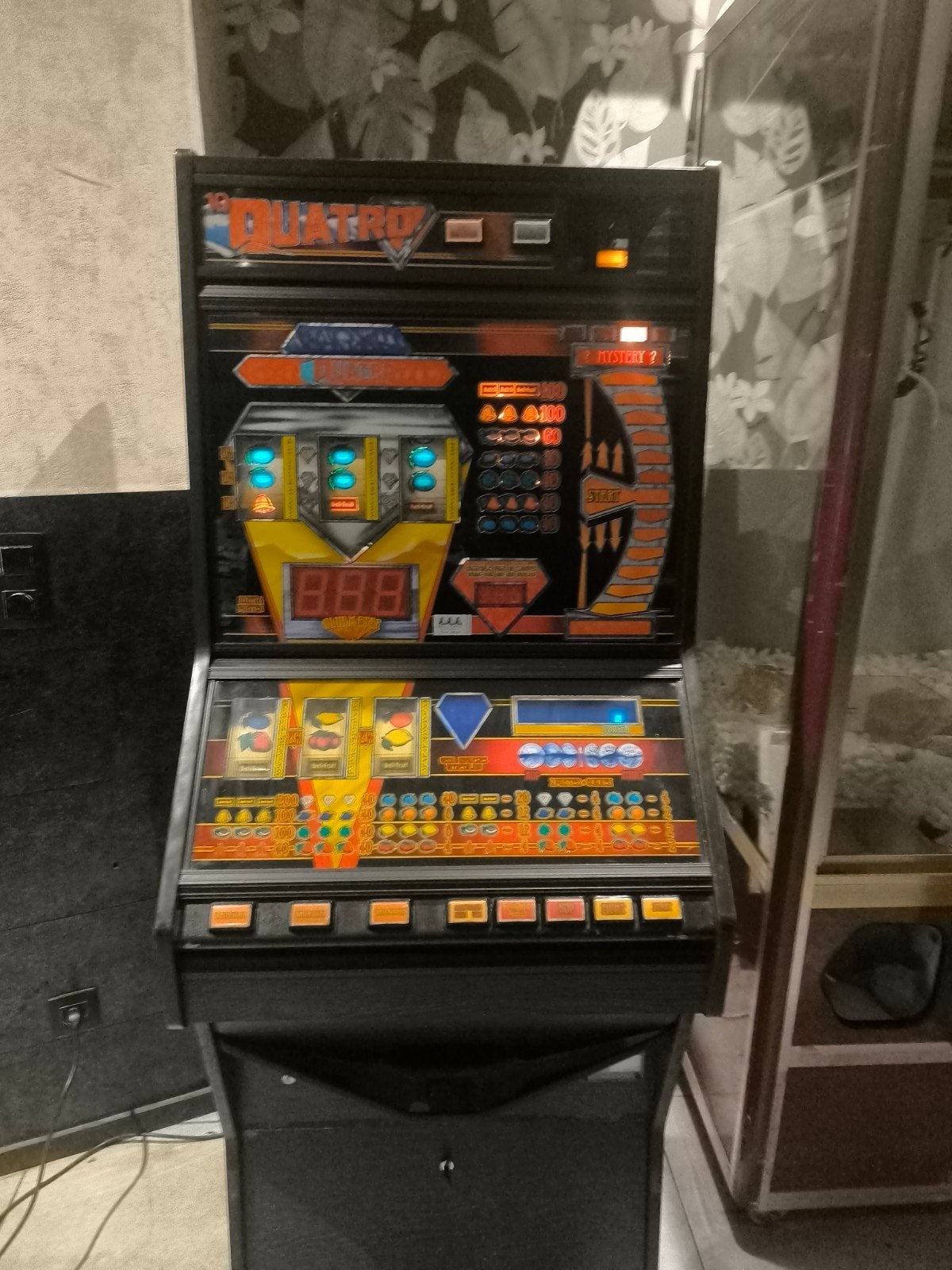 Gokkast Quatro - Klassieke Fruitautomaat, Verzamelen, Overige munten, Ophalen, Gebruikt