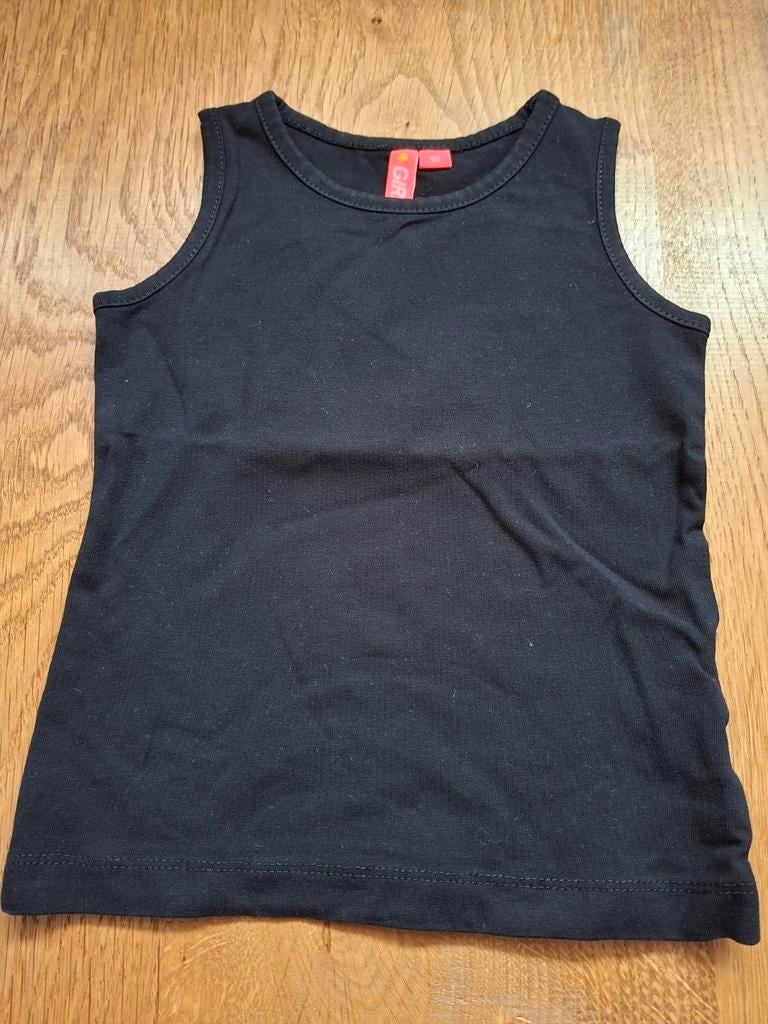Zwart mouwloos shirtje, Kinderen en Baby's, Kinderkleding | Maat 92, Gebruikt, Meisje, Ophalen of Verzenden, Shirt of Longsleeve