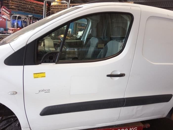 Portier 2Deurs links van een Peugeot Partner, Gebruikt, -, Deur, -