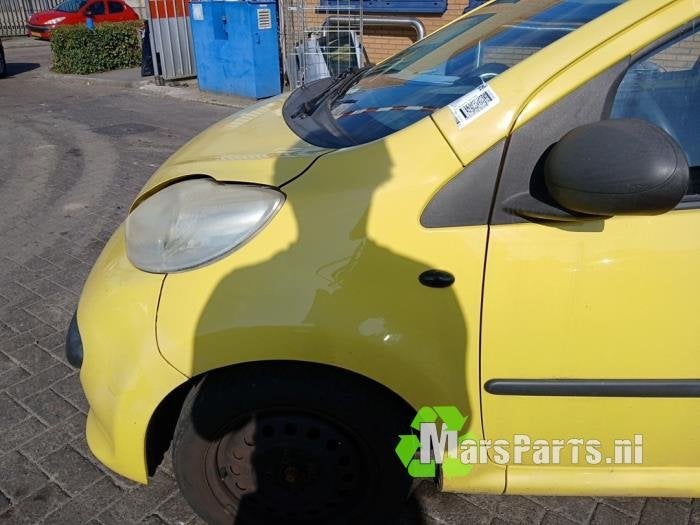 Scherm links-voor van een Peugeot 107, Gebruikt, -, -, Ophalen of Verzenden