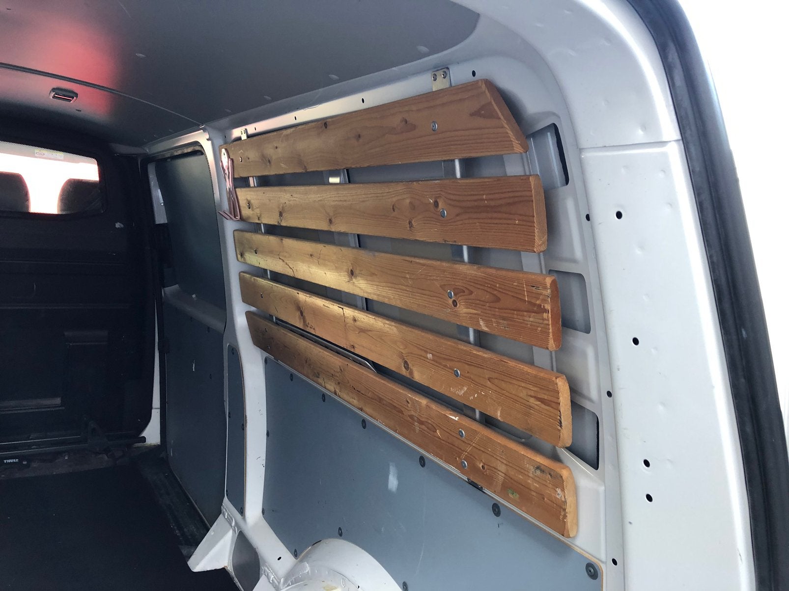 Houten latten VW Transporter laadruimte, Ophalen