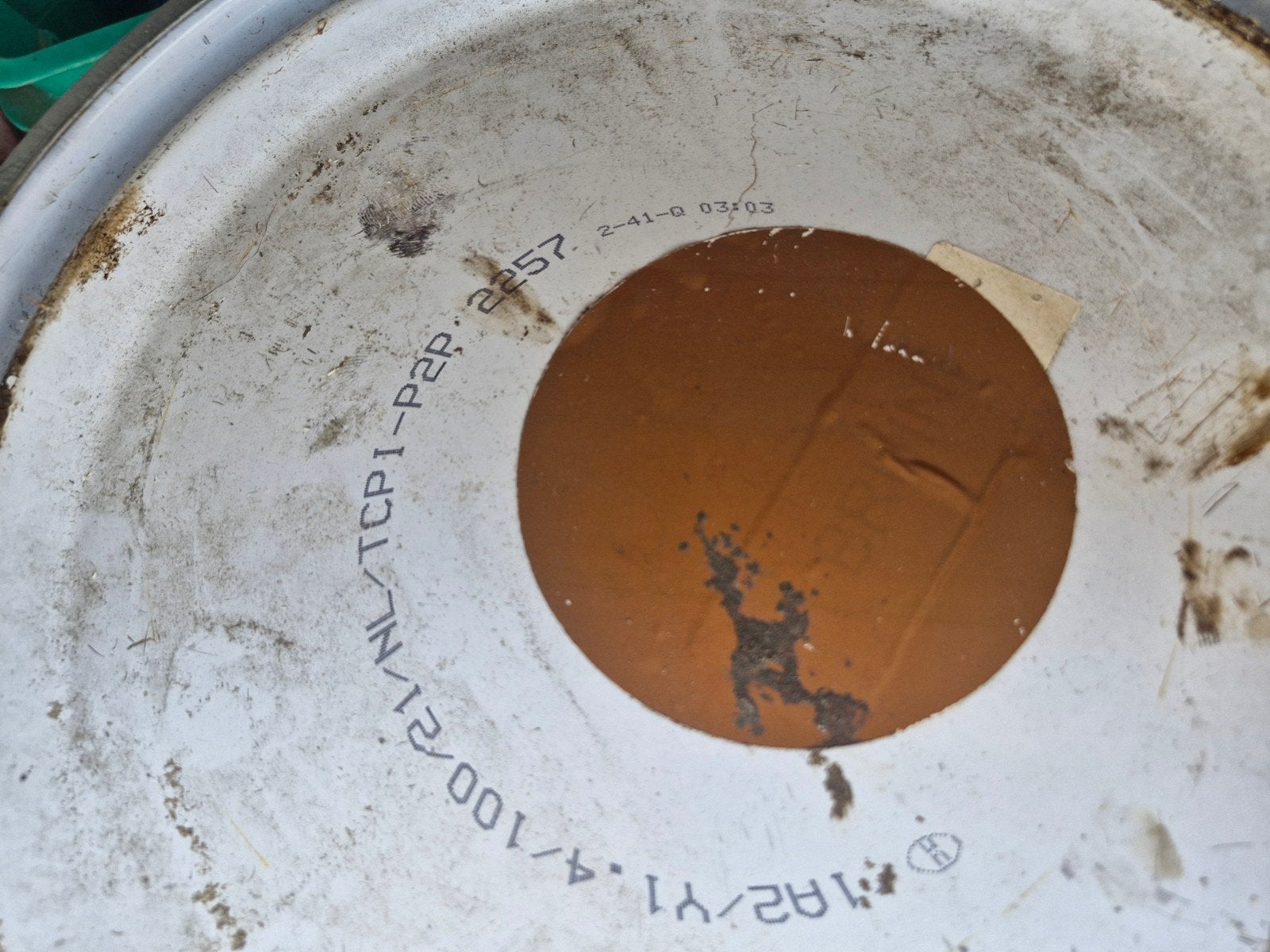 Grote emmer bruine beits, zit nog +- 15L in.
Op oliebasis., Ophalen of Verzenden, Bruin, Beits